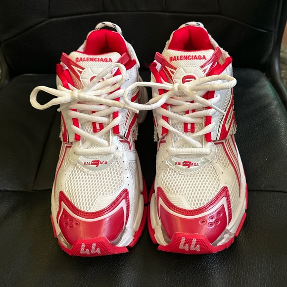 Balenciaga Runner - Picture 2 of 6